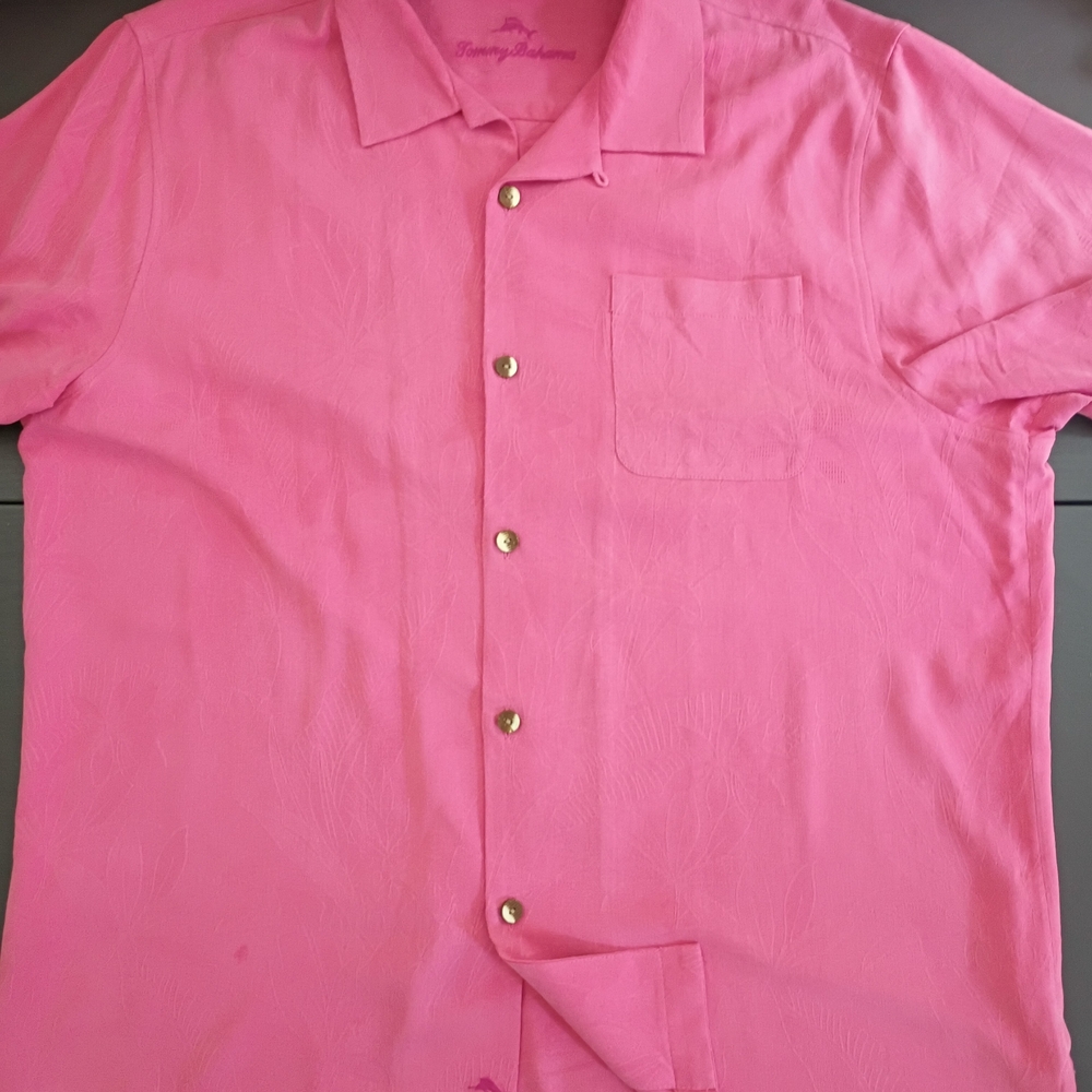Tommy Bahama Vibrant Pink Shirt with Shell Buttons. Embossed Palm Trees - Picture 4 of 7
